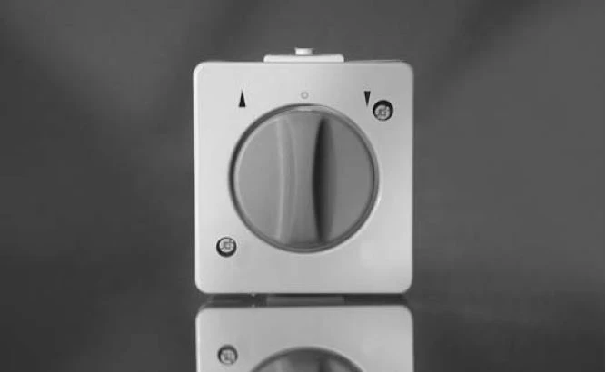 Becker - Knebelschalter / Taster 2-polig, Aufputz , zum Ansteuern zweier mechanischer oder mehrerer elektronischer Antriebe